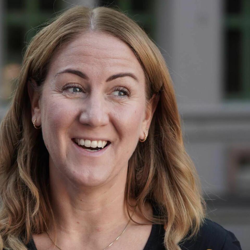 – Vi ønsker at flere ansatte skal få muligheten til å ta fagbrev på jobb, videreutdanne seg til barnehagelærer eller ta lederutdanning, sier kunnskapsminister Tonje Brenna. – Vi ønsker at flere ansatte skal få muligheten til å ta fagbrev på jobb, videreutdanne seg til barnehagelærer eller ta lederutdanning, sier kunnskapsminister Tonje Brenna.