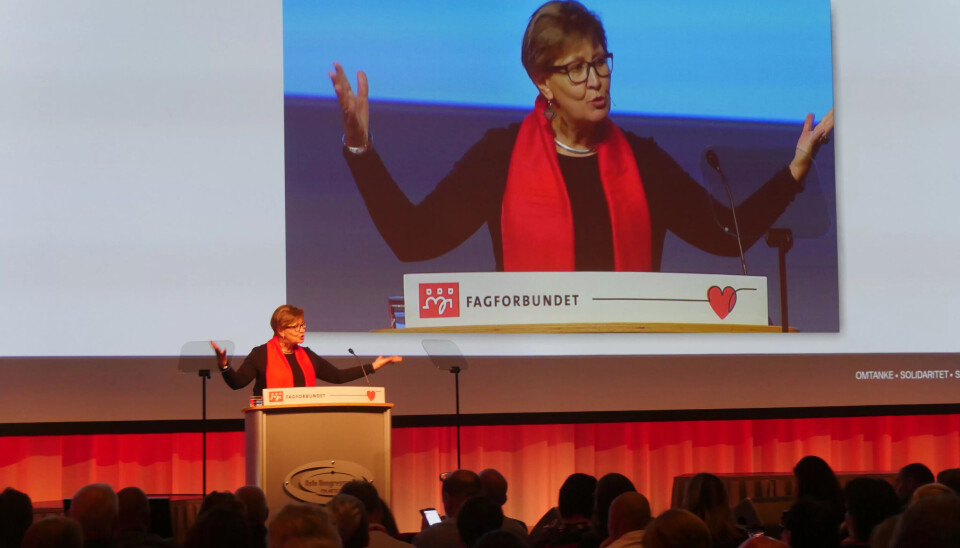 OPPGITT: Mette Nord er oppgitt over arbeidsministeren som ikke vil tariffeste ny tjenestepensjon for offentlig ansatte. OPPGITT: Mette Nord er oppgitt over arbeidsministeren som ikke vil tariffeste ny tjenestepensjon for offentlig ansatte.