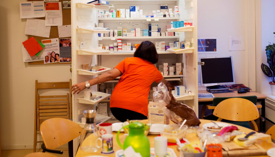 Nå må Masooda sende pasientene med tannverk hjem uten behandling