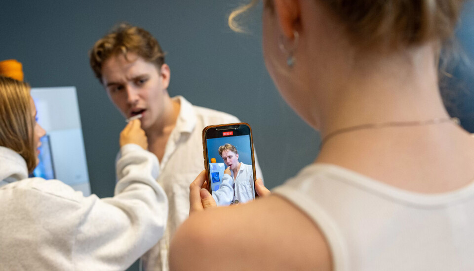 Hjertesak: En av Tik Tok-gruppas hjertesaker handler om gutter og spiseforstyrrelser. Jesper benytter muligheten til å formidle at han er lei av at folk tror at gutter ikke kan få et sykelig forhold til mat og trening. Hjertesak: En av Tik Tok-gruppas hjertesaker handler om gutter og spiseforstyrrelser. Jesper benytter muligheten til å formidle at han er lei av at folk tror at gutter ikke kan få et sykelig forhold til mat og trening.