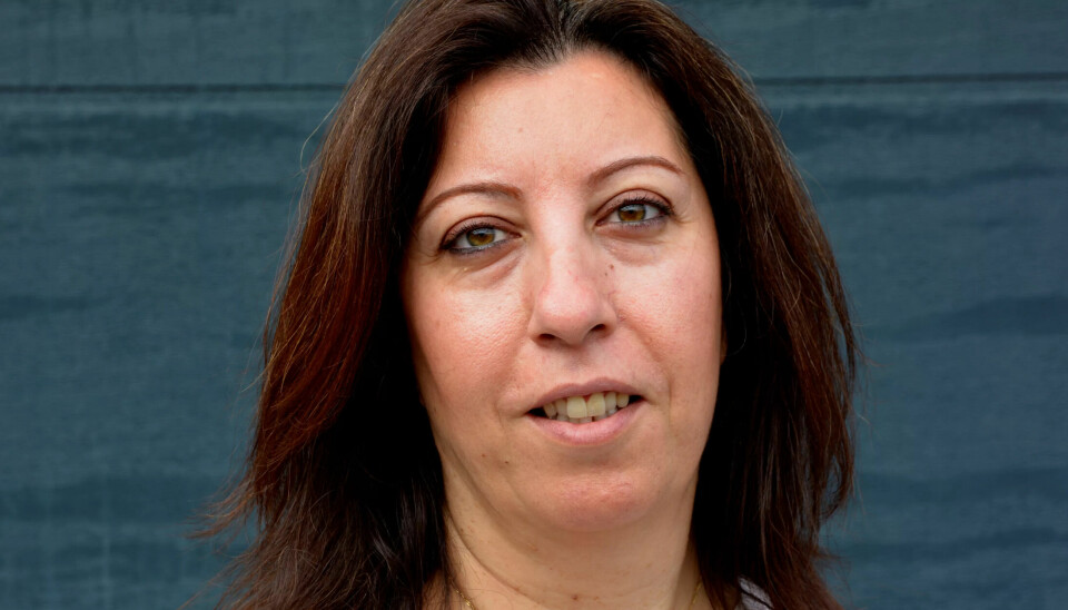 – Vi gjør jo den samme jobben, enten det er i kommunen eller i det private, sier Karimi. Hun syns lønnsforskjellen er veldig stor. – Vi gjør jo den samme jobben, enten det er i kommunen eller i det private, sier Karimi. Hun syns lønnsforskjellen er veldig stor.