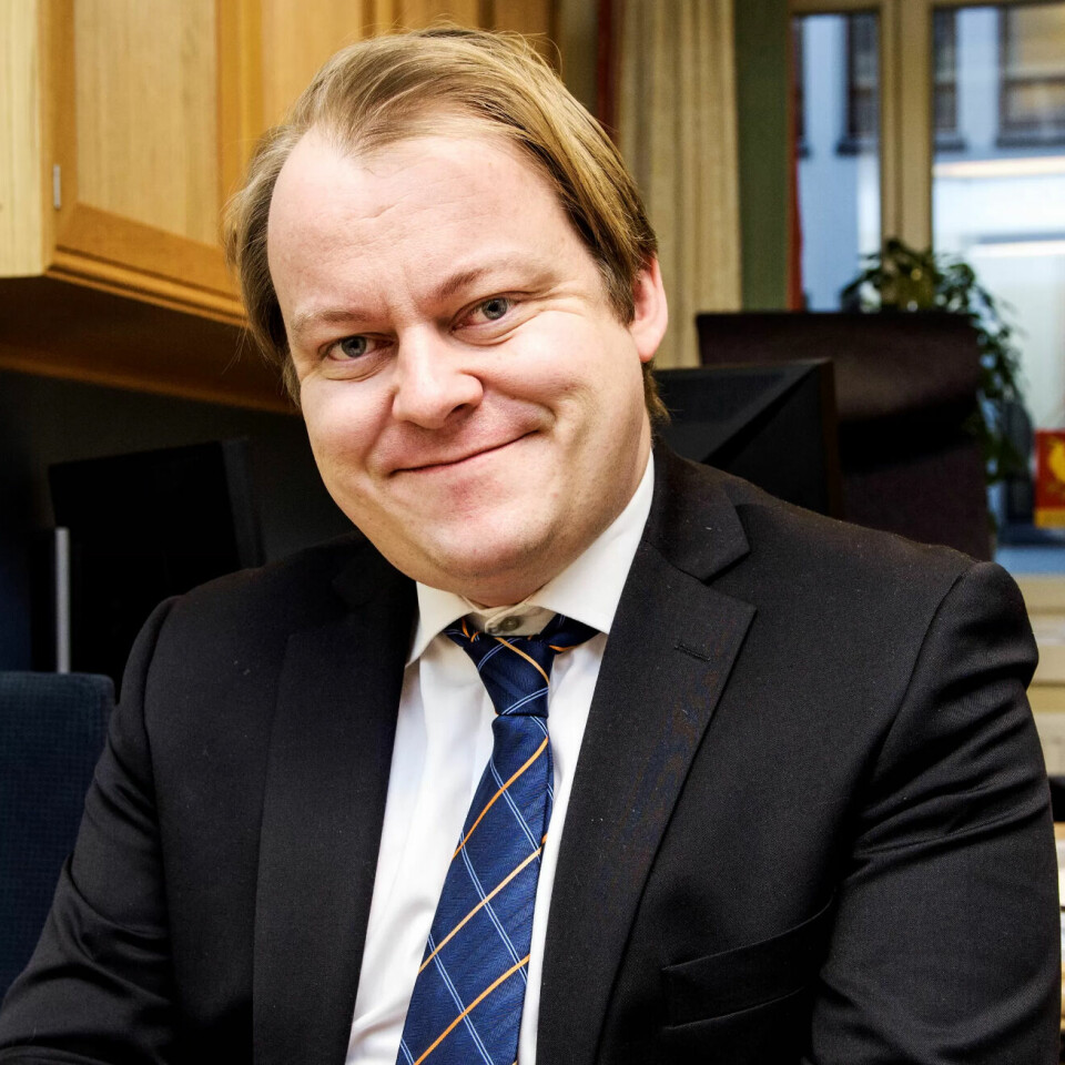 Erlend Wiborg mener det må settes nytt søkelys på EØS-avtalen i lys av Nav-skandalen. Erlend Wiborg mener det må settes nytt søkelys på EØS-avtalen i lys av Nav-skandalen.