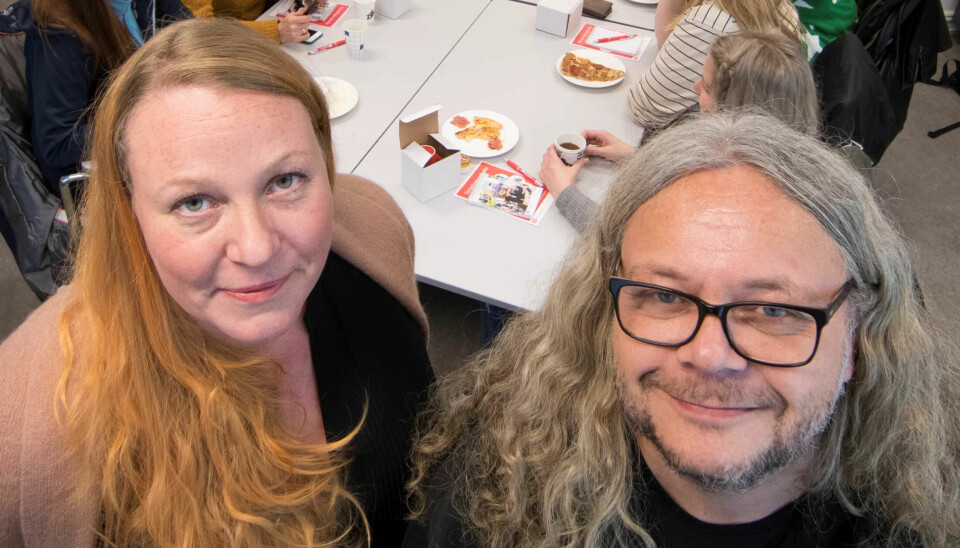 NETTVERK: Prosjektleder Jessica Rundin og lederen for Fagforbundet barn og oppvekst i Oslo, Fredrik Lothe, forteller at jungletelegrafen går blant barnehagelærerne. Det kommer alltid noen nye på møtene i nettverksgruppa. NETTVERK: Prosjektleder Jessica Rundin og lederen for Fagforbundet barn og oppvekst i Oslo, Fredrik Lothe, forteller at jungletelegrafen går blant barnehagelærerne. Det kommer alltid noen nye på møtene i nettverksgruppa.