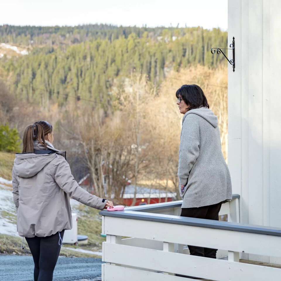 Da Malin (22) vokste opp, hadde familien dårlig råd. Nå har hun selv tatt valg som gir trange kår