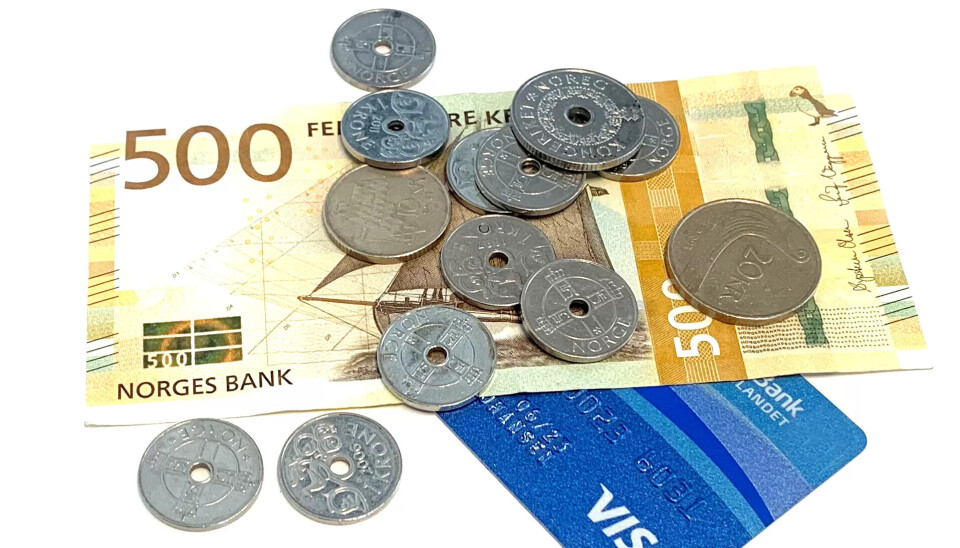 Månedslønnen økte med 3200 kroner på ett år