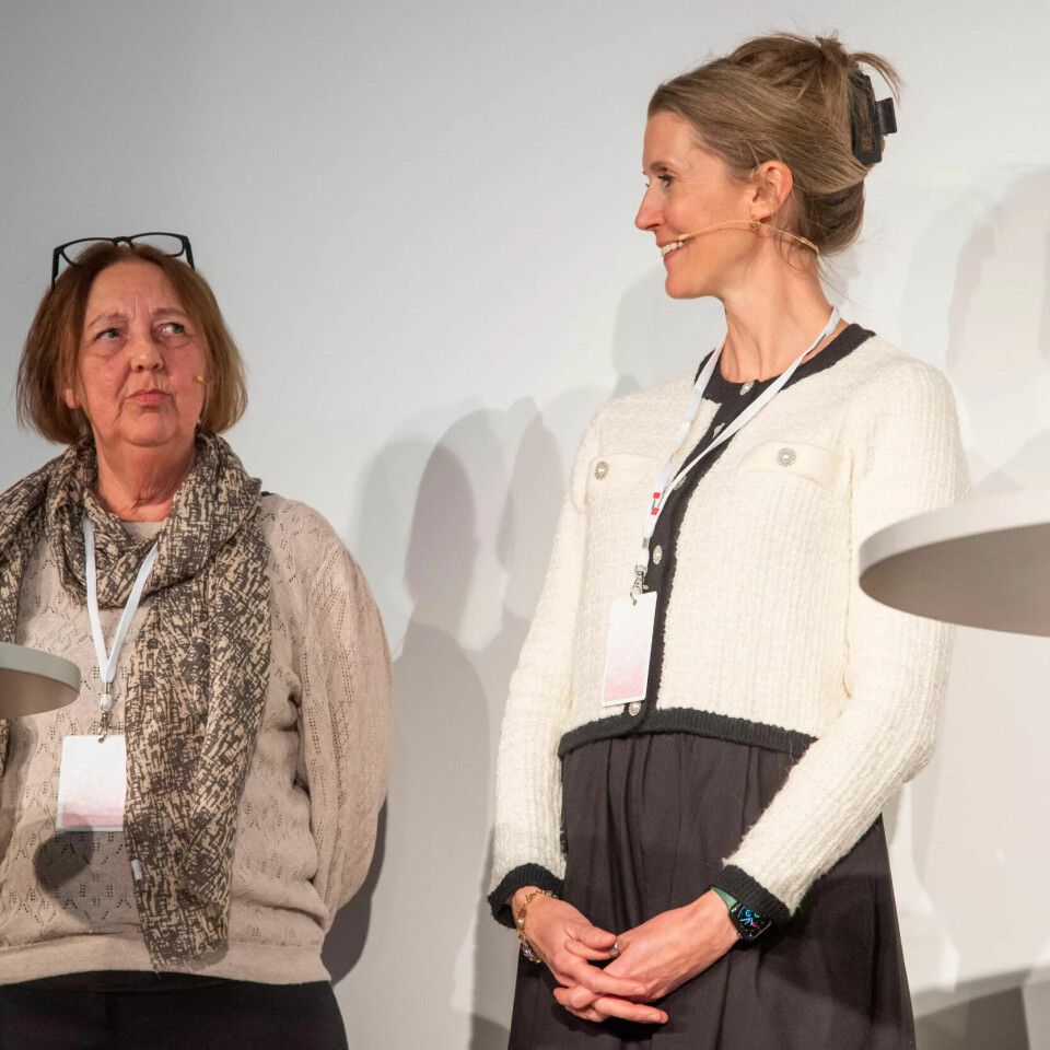 KONFERANSE: Oppgavedeling var et hovedtema på Verdighetskonferansen der Elin Moe Andresen fra Fagforbundet og Berit Sund fra KS deltok. KONFERANSE: Oppgavedeling var et hovedtema på Verdighetskonferansen der Elin Moe Andresen fra Fagforbundet og Berit Sund fra KS deltok.