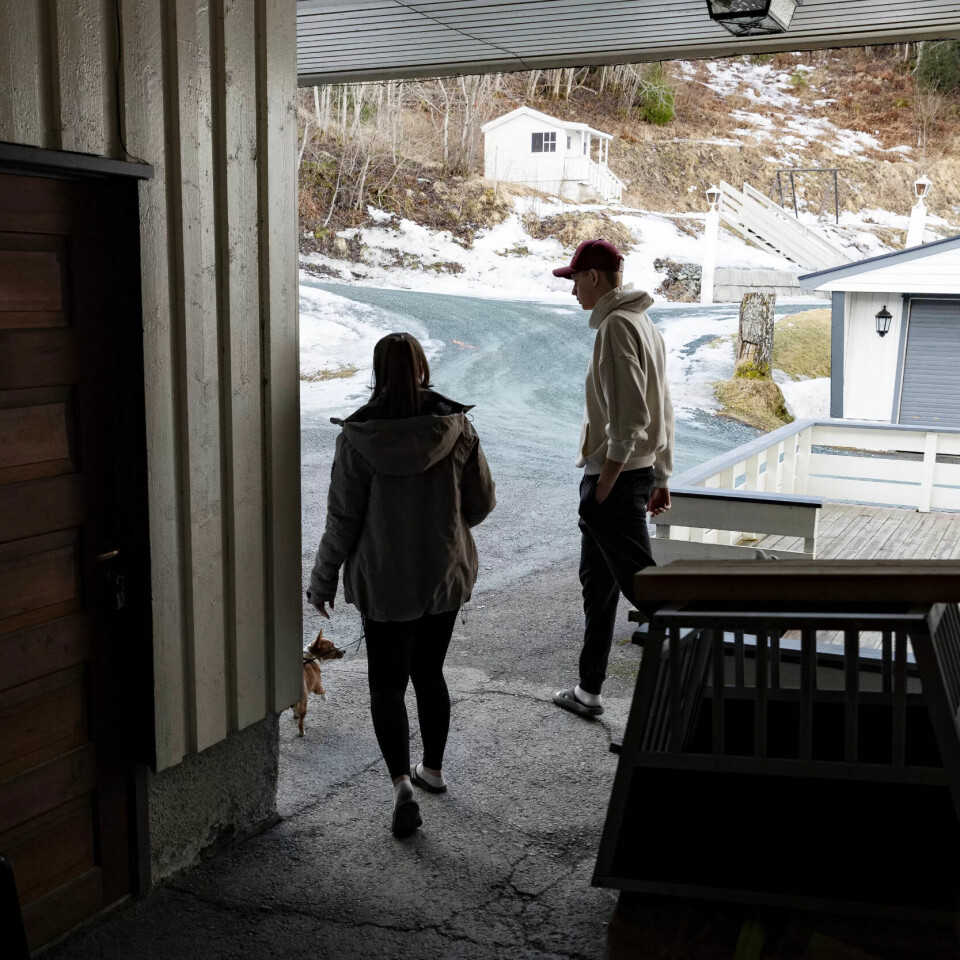 Da Malin (22) vokste opp, hadde familien dårlig råd. Nå har hun selv tatt valg som gir trange kår