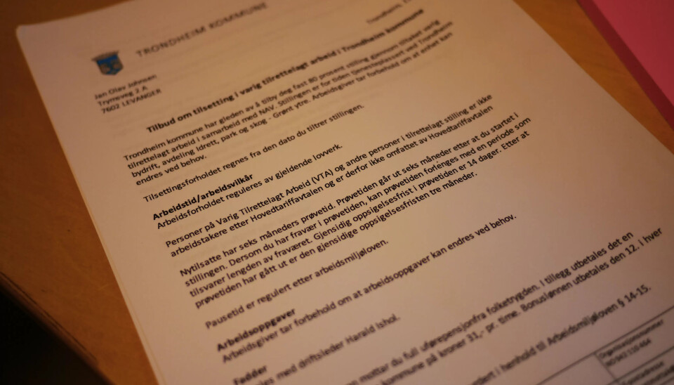 IKKE MED: Arbeidskontrakten er klar på at Johansen ikke er omfattet av hovedtariffavtalen. IKKE MED: Arbeidskontrakten er klar på at Johansen ikke er omfattet av hovedtariffavtalen.