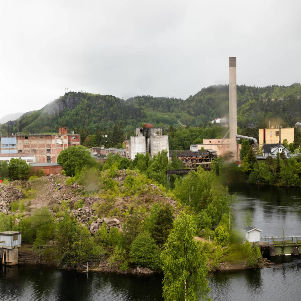 ARBEIDERBYGD: Hjørnesteinsbedriften Hunsfos Fabrikker, som formet Vennesla til et industrisamfunn, dominerer fortsatt landskapet, men er i dag en næringspark. ARBEIDERBYGD: Hjørnesteinsbedriften Hunsfos Fabrikker, som formet Vennesla til et industrisamfunn, dominerer fortsatt landskapet, men er i dag en næringspark.