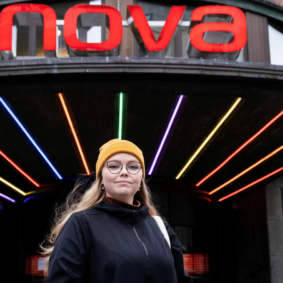 STOR MISNØYE: – Nå spiller det egentlig liten rolle for oss om vi blir solgt eller ei, sier Ida Nybroen. STOR MISNØYE: – Nå spiller det egentlig liten rolle for oss om vi blir solgt eller ei, sier Ida Nybroen.