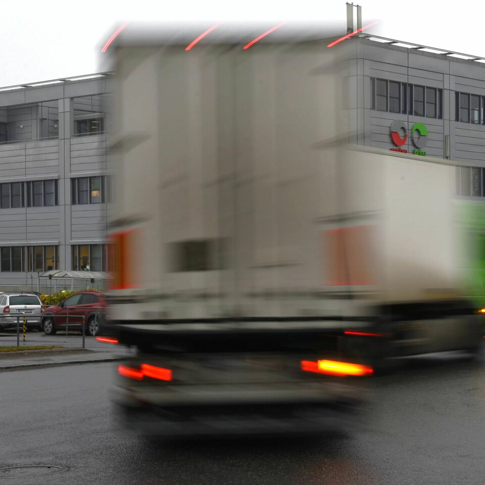 FREKT BEDRAGERI: En ansatt ved et av Posten Brings kjørekontorer opprettet et fiktivt firma, og sendte fakturaer som vedkommende selv anviste. Gjennom dette bedrageriet stjal mannen 3.2 millioner kroner fra sin egen arbeidsgiver. FREKT BEDRAGERI: En ansatt ved et av Posten Brings kjørekontorer opprettet et fiktivt firma, og sendte fakturaer som vedkommende selv anviste. Gjennom dette bedrageriet stjal mannen 3.2 millioner kroner fra sin egen arbeidsgiver.