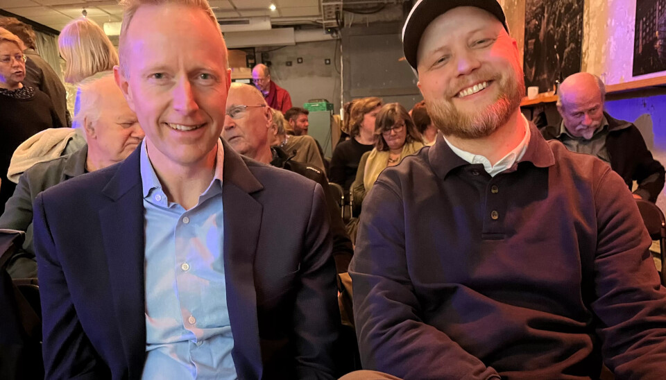 Valgforsker Johannes Bergh (t.v.) og analysesjef Thomas Tallaksen hos Fagforbundet forklarer hvorfor færre benytter seg av retten til å stemme ved valgene i Norge. Valgforsker Johannes Bergh (t.v.) og analysesjef Thomas Tallaksen hos Fagforbundet forklarer hvorfor færre benytter seg av retten til å stemme ved valgene i Norge.