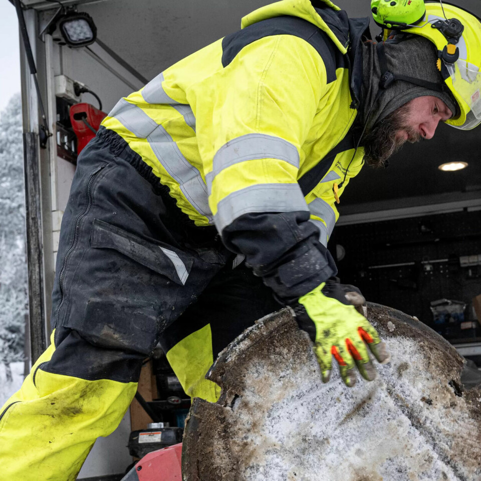 TUNGT: De gamle kumlokkene i Oslo veier rundt 100 kilo. TUNGT: De gamle kumlokkene i Oslo veier rundt 100 kilo.