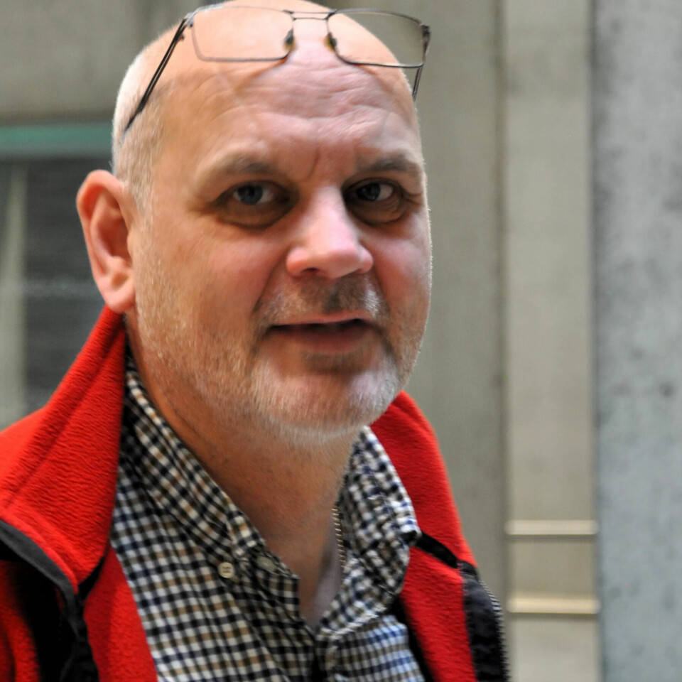 SER ENDRINGER: Seksjonsleder Olaf Løken ser at det er mer tillit i staben mens han selv kjenner sine medarbeidere bedre i dag. SER ENDRINGER: Seksjonsleder Olaf Løken ser at det er mer tillit i staben mens han selv kjenner sine medarbeidere bedre i dag.