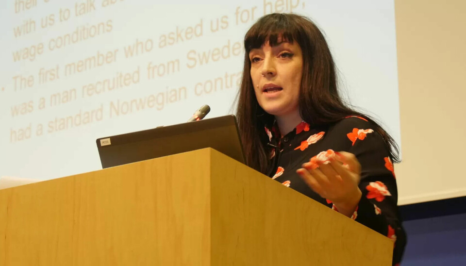 PARLAMENTET: Leder av Fagforbundet Bergen på talerstolen i Seimas, en del av det litauiske parlamentet. Bell var invitert til å fortelle om Fagforbundets arbeid med Orange Helse. PARLAMENTET: Leder av Fagforbundet Bergen på talerstolen i Seimas, en del av det litauiske parlamentet. Bell var invitert til å fortelle om Fagforbundets arbeid med Orange Helse.