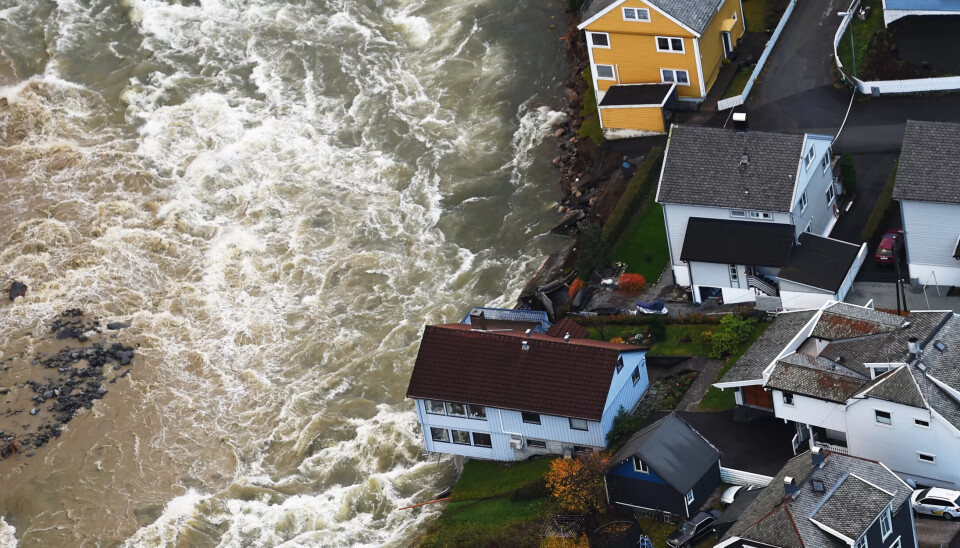 VOLDSOMME KREFTER: Da storflommen rammet Odda, ble fem hus raskt tatt av vannmassene. Flere andre havnet i faresonen. VOLDSOMME KREFTER: Da storflommen rammet Odda, ble fem hus raskt tatt av vannmassene. Flere andre havnet i faresonen.