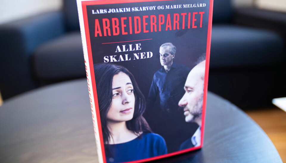 «Arbeiderpartiet – Alle skal ned» av VG-journalistene Lars Joakim Skarvøy og Marie Melgård ble lansert på Kagge Forlag torsdag. «Arbeiderpartiet – Alle skal ned» av VG-journalistene Lars Joakim Skarvøy og Marie Melgård ble lansert på Kagge Forlag torsdag.