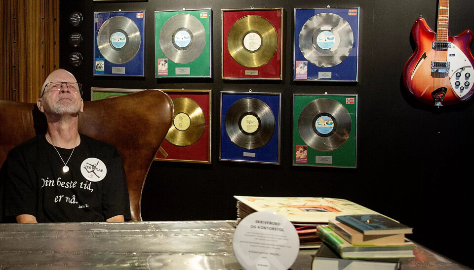 I de beste omgivelser: Når det først skulle gå så galt at han mistet jobben, er det godt å kunne bruke noen av ukas timer i omgivelser preget av glede og optimisme. I de beste omgivelser: Når det først skulle gå så galt at han mistet jobben, er det godt å kunne bruke noen av ukas timer i omgivelser preget av glede og optimisme.