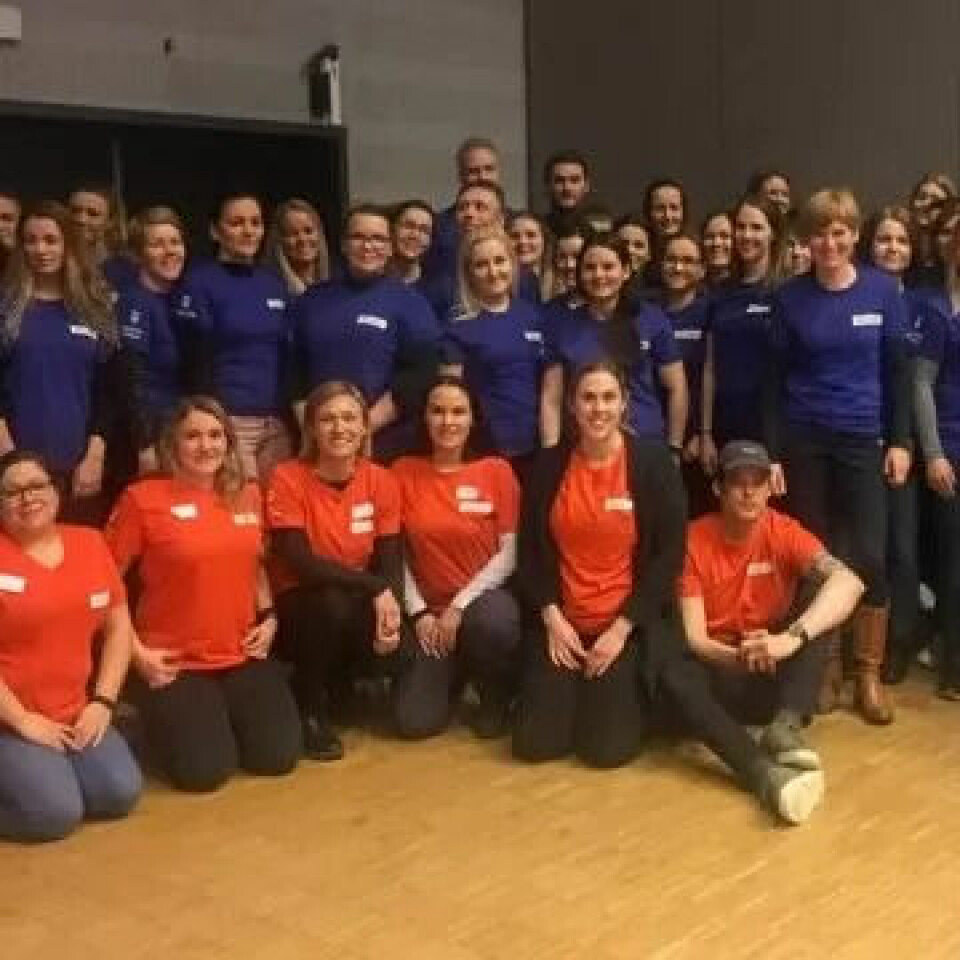 Vellykket mentorordning: Da nyansatte sykepleiere i Trondheim kommune fikk sin egen «støttekontakt» blant de mer erfarne sykepleierne, skjedde det oppsiktsvekkende ting. Vellykket mentorordning: Da nyansatte sykepleiere i Trondheim kommune fikk sin egen «støttekontakt» blant de mer erfarne sykepleierne, skjedde det oppsiktsvekkende ting.