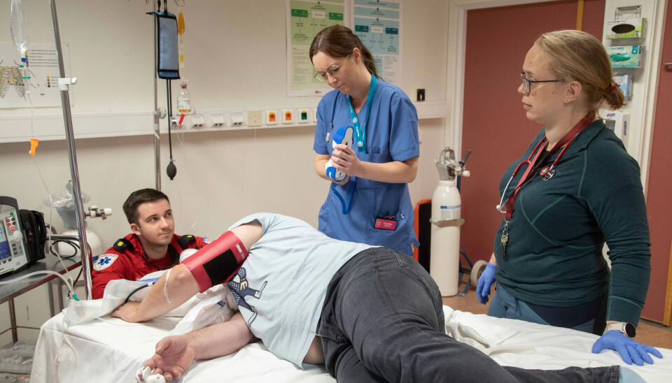 KONSENTRERT: Per Martin Ingilæ (ambulansefagarbeider), Bjørn Richard Hansen (markør), Camilla Pleym (sykepleier) og Britt Larsen Mehmi (kommuneoverlege) KONSENTRERT: Per Martin Ingilæ (ambulansefagarbeider), Bjørn Richard Hansen (markør), Camilla Pleym (sykepleier) og Britt Larsen Mehmi (kommuneoverlege)