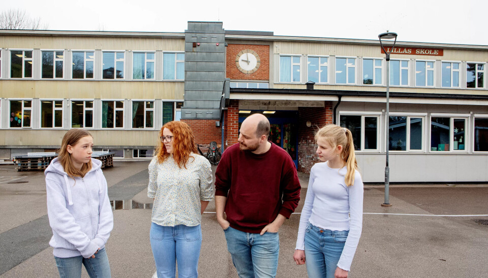 KAN LESE: Det eneste Lillås-elevene får i oppgave fra skolen hjemme, er et leseoppdrag. Dette åpnet kommunens politikere for da de bestemte at skolene skulle være leksefrie. KAN LESE: Det eneste Lillås-elevene får i oppgave fra skolen hjemme, er et leseoppdrag. Dette åpnet kommunens politikere for da de bestemte at skolene skulle være leksefrie.