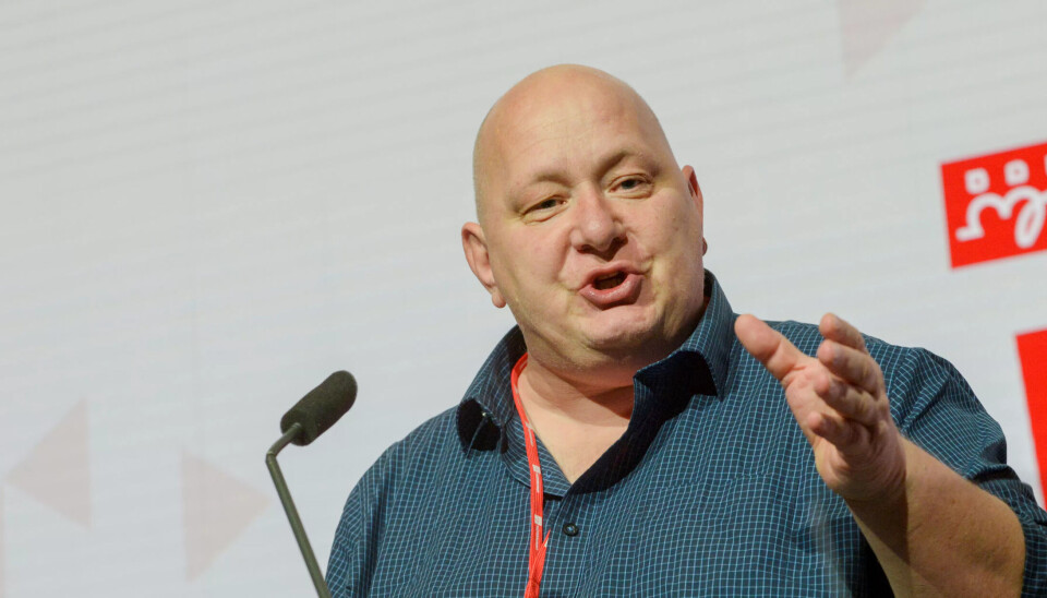BER KOMMUNEN TA GREP: Roger Dehlin, leder i Fagforbundet Oslo, mener kommunen ikke trenger å vente på avklaringer fra nasjonale myndigheter for å stanse tilskuddene til private barnehager som holder stengt på grunn av streiken BER KOMMUNEN TA GREP: Roger Dehlin, leder i Fagforbundet Oslo, mener kommunen ikke trenger å vente på avklaringer fra nasjonale myndigheter for å stanse tilskuddene til private barnehager som holder stengt på grunn av streiken