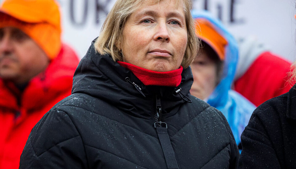 USIKKER: – Vi har erfaringer med individuelle tillegg, og da oppstår det problem med at lokale lønnsforskjeller forrykkes, sier forbundsleder Anne Berit Aker Hansen i NNN. USIKKER: – Vi har erfaringer med individuelle tillegg, og da oppstår det problem med at lokale lønnsforskjeller forrykkes, sier forbundsleder Anne Berit Aker Hansen i NNN.