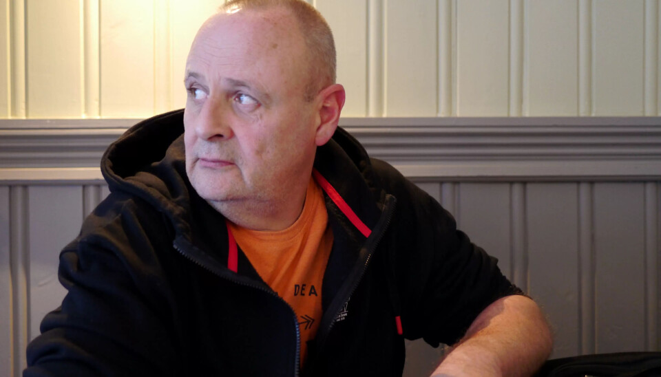 IKKE BEGEISTRET: Klaus Langhanke arbeidet i mange år som slakter, men nå stortrives han på jobb for Nav på Jobbhuset. Ungdomlønn har han imidlertid ingen tro på. IKKE BEGEISTRET: Klaus Langhanke arbeidet i mange år som slakter, men nå stortrives han på jobb for Nav på Jobbhuset. Ungdomlønn har han imidlertid ingen tro på.