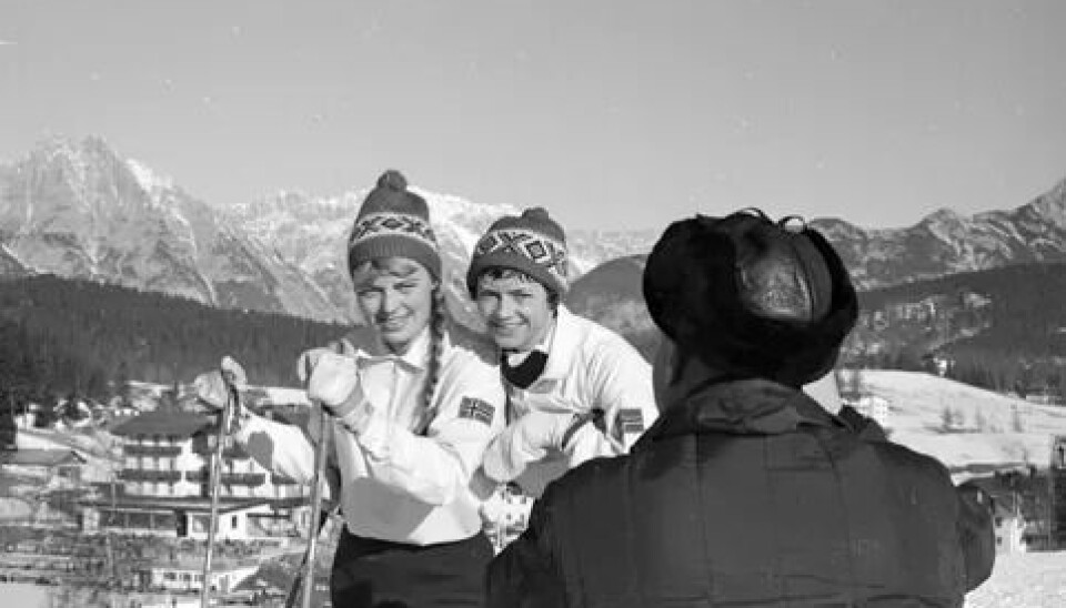 SKILEGENDER: Ingrid Wigernæs (til høyre) og Babben Enger (til venstre), som gikk på langrenn mens norske menn egentlig syntes det var litt ekkelt med denslags. Nei, kvinner skulle helst gå mer elegant «stillangrenn», en slags danse-variant av sporten. SKILEGENDER: Ingrid Wigernæs (til høyre) og Babben Enger (til venstre), som gikk på langrenn mens norske menn egentlig syntes det var litt ekkelt med denslags. Nei, kvinner skulle helst gå mer elegant «stillangrenn», en slags danse-variant av sporten.