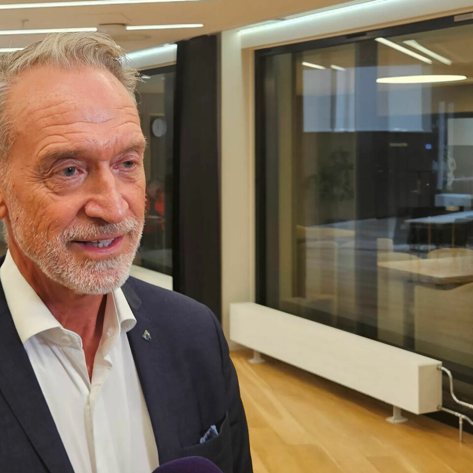 VIL TA DET OPP: Det er naturlig å ta opp aldersgrensa i kommunene nå som det er enighet om en høyere aldersgrense i staten, mener Tor Arne Gangsø i KS. VIL TA DET OPP: Det er naturlig å ta opp aldersgrensa i kommunene nå som det er enighet om en høyere aldersgrense i staten, mener Tor Arne Gangsø i KS.