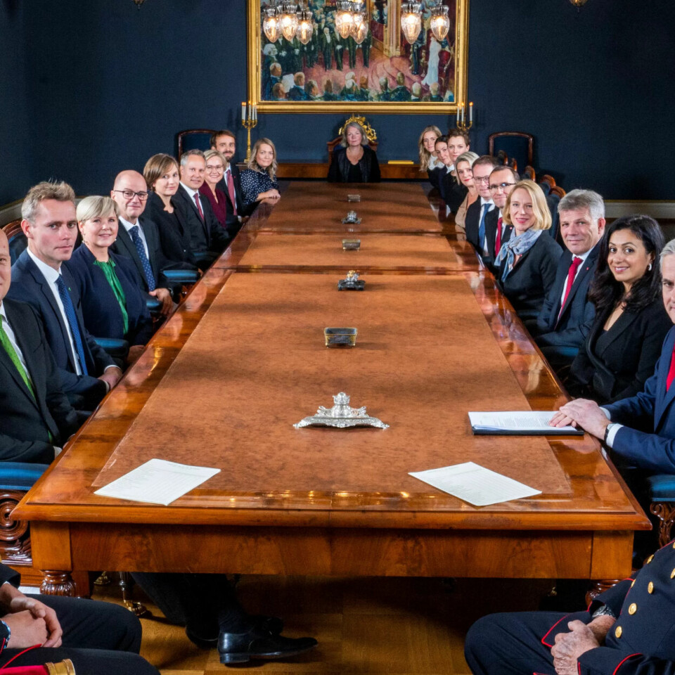GJENNOMTREKK: Ap-leder og statsminister Jonas Gahr Støre sitter fortsatt og ønsker å fortsette, men de fleste andre Ap-medlemmene på bildet er ute av norsk toppolitikk etter valget i 2025 - noen av egen vilje, andre fordi de ble vraket av sine egne. GJENNOMTREKK: Ap-leder og statsminister Jonas Gahr Støre sitter fortsatt og ønsker å fortsette, men de fleste andre Ap-medlemmene på bildet er ute av norsk toppolitikk etter valget i 2025 - noen av egen vilje, andre fordi de ble vraket av sine egne.