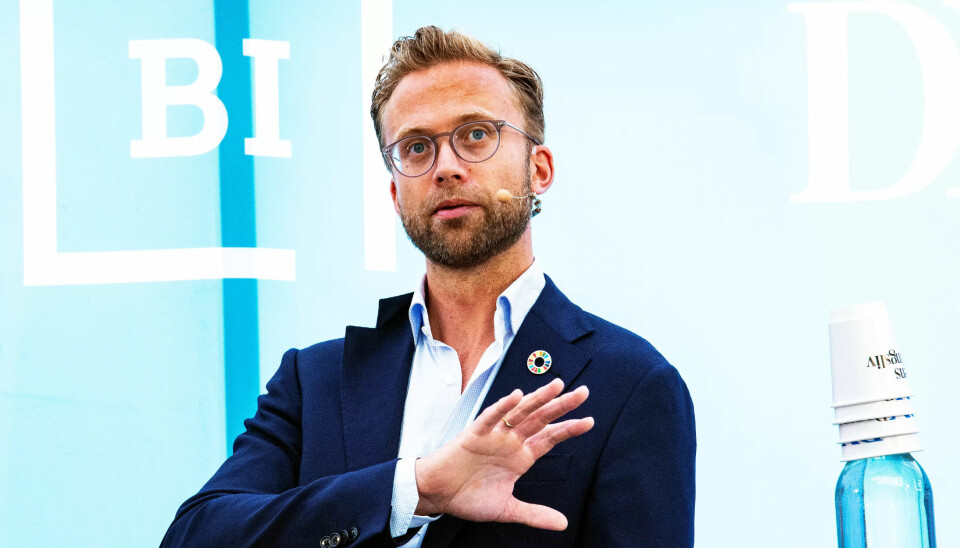 INGEN SIGNAL OM ENDRING: Kommunal- og moderniseringsminister Nikolai Astrup (H) har svart på skriftlig spørsmål i Stortinget om kontorlandskap. INGEN SIGNAL OM ENDRING: Kommunal- og moderniseringsminister Nikolai Astrup (H) har svart på skriftlig spørsmål i Stortinget om kontorlandskap.