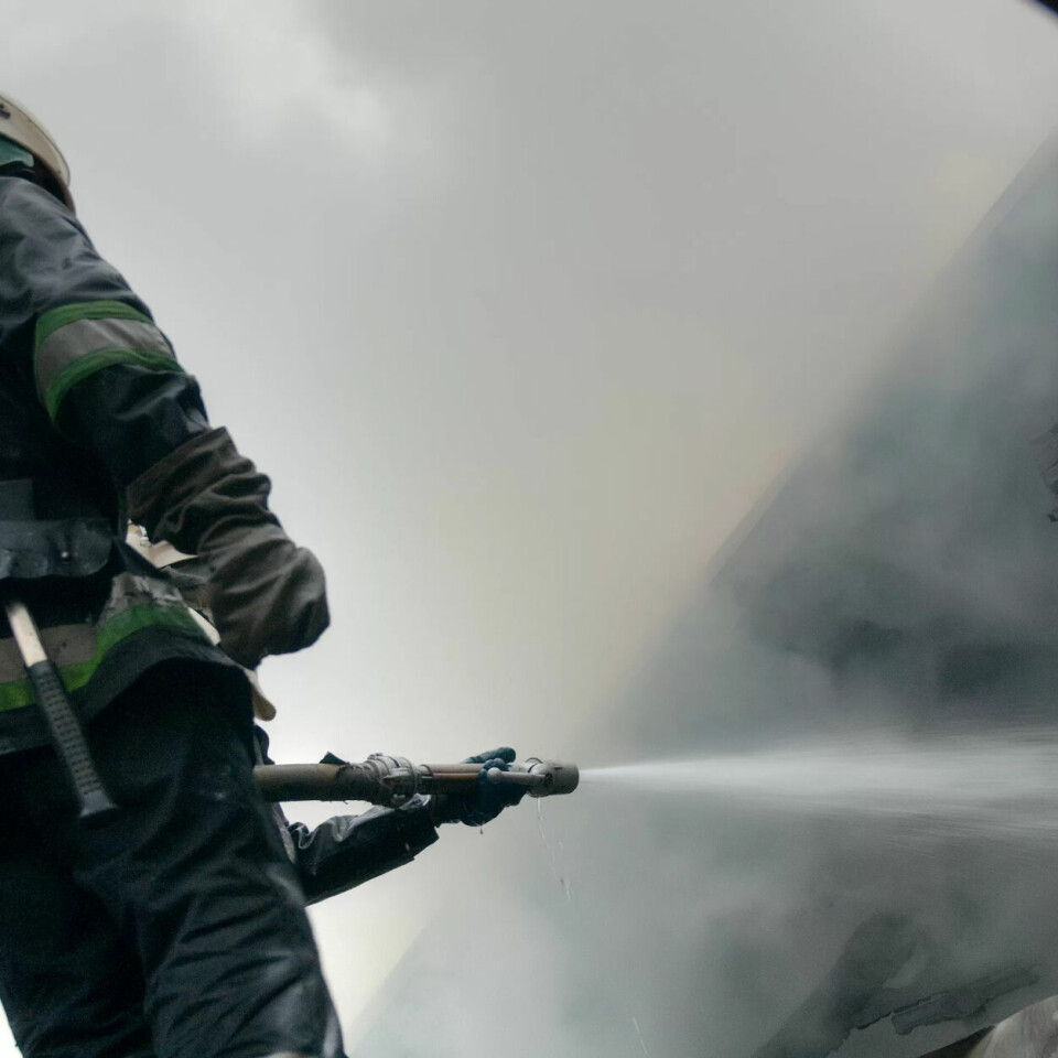 FYR OG FLAMME: Brannvesenet er blant tjenestene som er avhengige av et velfungerende nødnett for å gjøre jobben sin. FYR OG FLAMME: Brannvesenet er blant tjenestene som er avhengige av et velfungerende nødnett for å gjøre jobben sin.