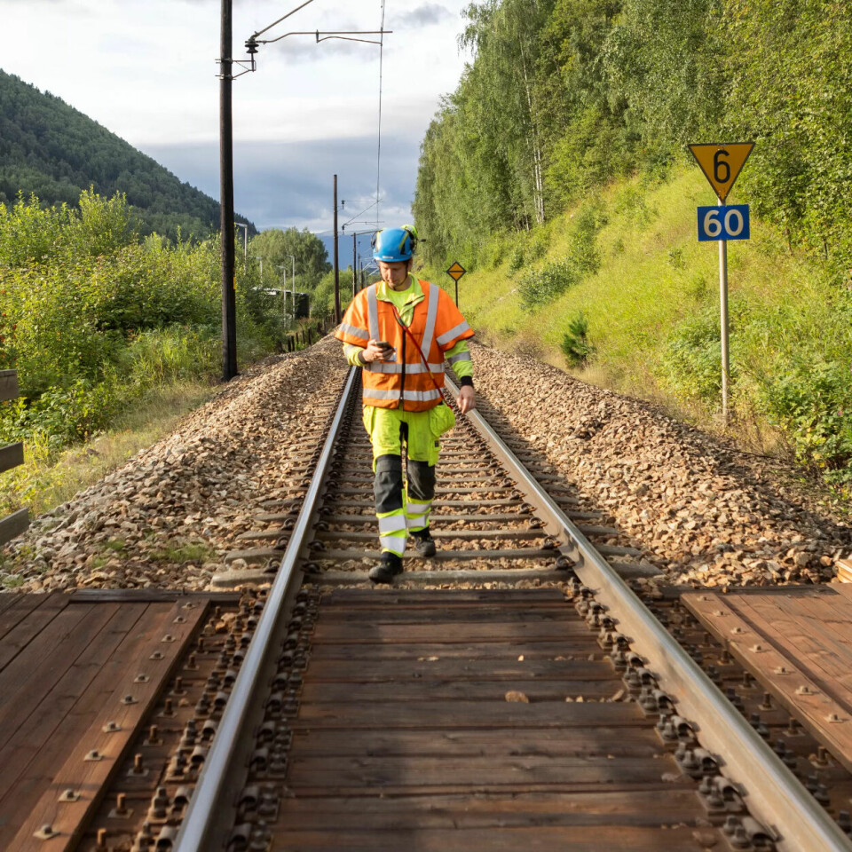ETTERSLEP: Det er fortsatt et stort etterslep på vedlikehold av jernbanen. Her fra Otta stasjon i sommer. ETTERSLEP: Det er fortsatt et stort etterslep på vedlikehold av jernbanen. Her fra Otta stasjon i sommer.