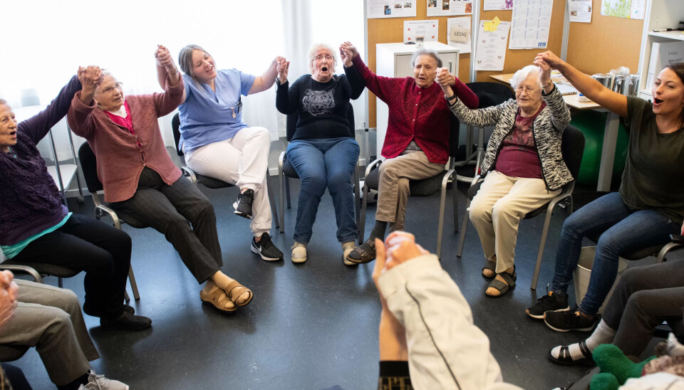 FØR KORONAEN: Maria Helgesen (t.h.) arrangerer trim for alle som vil vere med. FØR KORONAEN: Maria Helgesen (t.h.) arrangerer trim for alle som vil vere med.