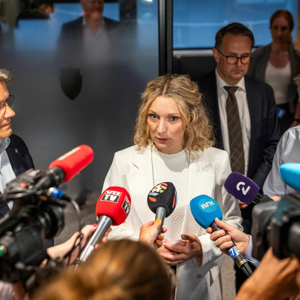 FORSVARTE LØSNINGEN: Statsråd Karianne Tung, som representerer arbeidsgiver, ønsker én felles tariffavtale. FORSVARTE LØSNINGEN: Statsråd Karianne Tung, som representerer arbeidsgiver, ønsker én felles tariffavtale.