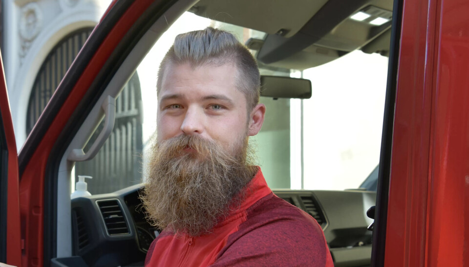 – Jeg har stemt nei i uravstemningene fire år på rad, og mener lønnstillegget i meklinga må bli på minst 20 000 kroner, sier Erik Martinsen. – Jeg har stemt nei i uravstemningene fire år på rad, og mener lønnstillegget i meklinga må bli på minst 20 000 kroner, sier Erik Martinsen.