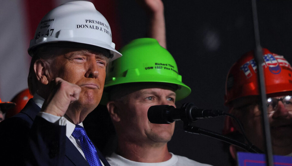 Stålarbeidere fra Pennsylvania på scenen med Donald Trump under valgkampen. Stålarbeidere fra Pennsylvania på scenen med Donald Trump under valgkampen.