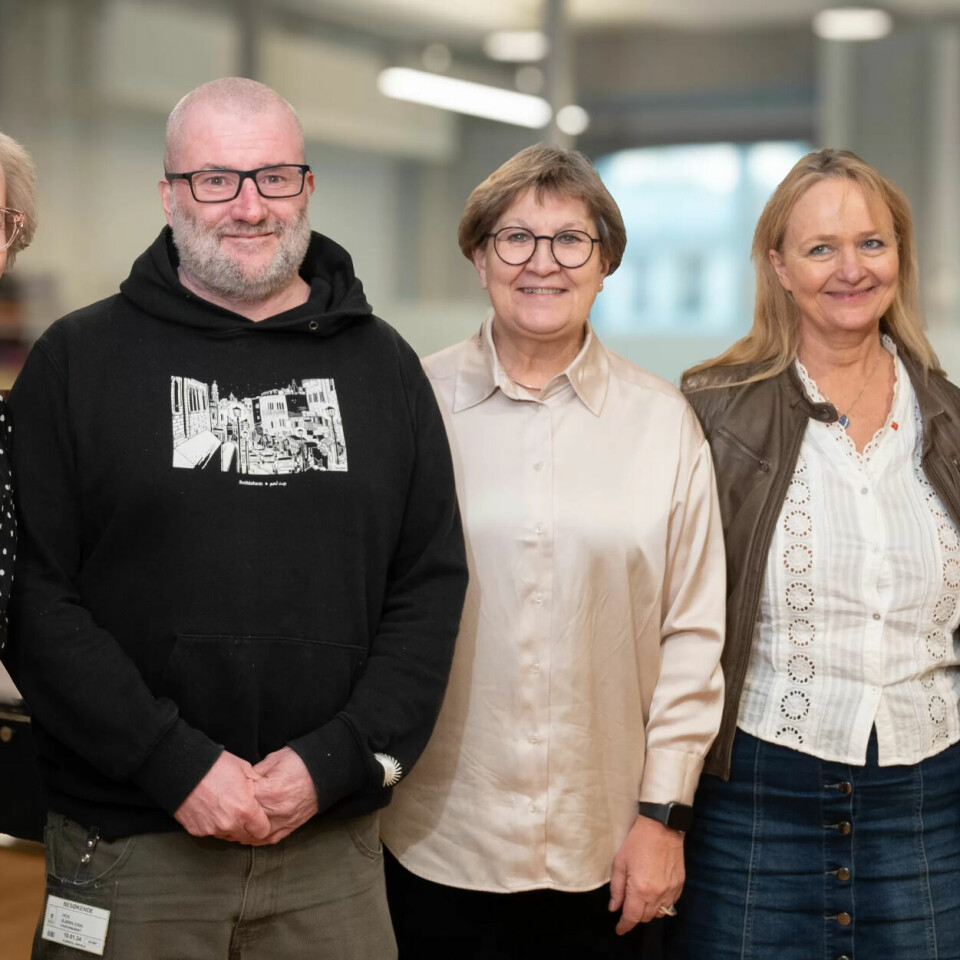 SAMARBEID: Fagligpolitisk samarbeid har gitt resultater, mener Bjørn Erik Hox (nr. to f.v.), Mette Nord (nr. tre f.v.) og Iren Luther (nr. fire f.v.). Her står der sammen med helse- og omsorgsminister Ingvild Kjerkol (nr. en f.v.) og statssekretær Ole Henrik Krat Bjørkholt (t.h.). SAMARBEID: Fagligpolitisk samarbeid har gitt resultater, mener Bjørn Erik Hox (nr. to f.v.), Mette Nord (nr. tre f.v.) og Iren Luther (nr. fire f.v.). Her står der sammen med helse- og omsorgsminister Ingvild Kjerkol (nr. en f.v.) og statssekretær Ole Henrik Krat Bjørkholt (t.h.).