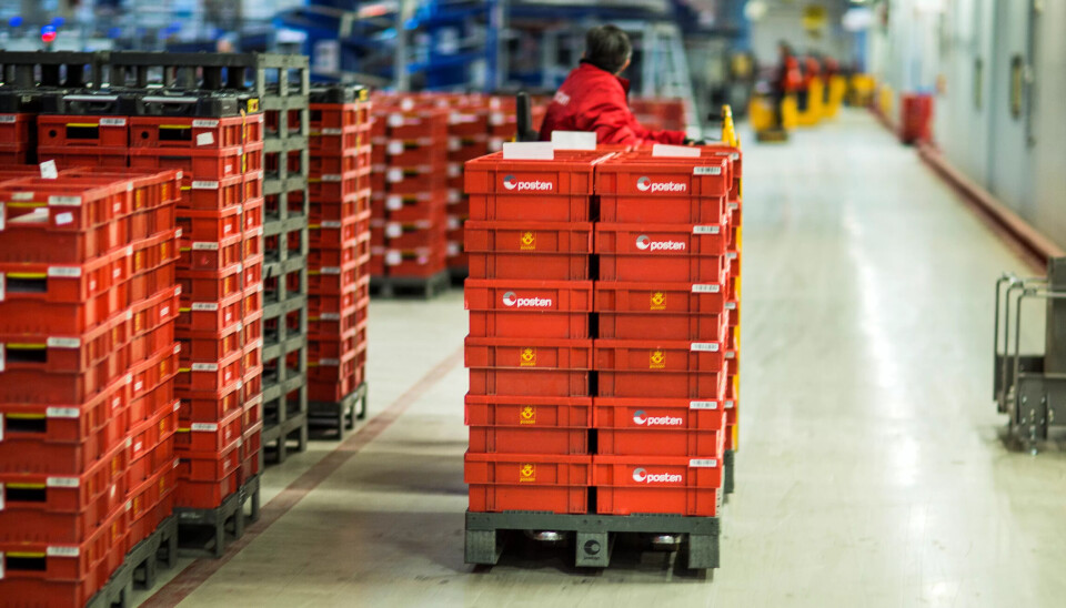 NEI TAKK: Seks av ti postansatte stemte nei i uravstemningen. De ønsker et høyere lønnstillegg enn de 15.800 i generelt tillegg som forelå. NEI TAKK: Seks av ti postansatte stemte nei i uravstemningen. De ønsker et høyere lønnstillegg enn de 15.800 i generelt tillegg som forelå.