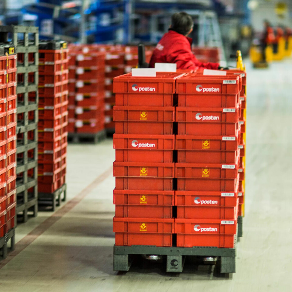 NEI TAKK: Seks av ti postansatte stemte nei i uravstemningen. De ønsker et høyere lønnstillegg enn de 15.800 i generelt tillegg som forelå. NEI TAKK: Seks av ti postansatte stemte nei i uravstemningen. De ønsker et høyere lønnstillegg enn de 15.800 i generelt tillegg som forelå.