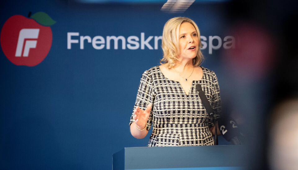 Fremskrittspartiet får nye 5 millioner i valgkampbidrag fra den omstridte gruppen Aksjon for borgerlig valgseier. Fremskrittspartiet får nye 5 millioner i valgkampbidrag fra den omstridte gruppen Aksjon for borgerlig valgseier.