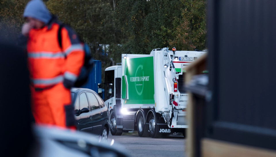 BEINHARDE UKER: Veirneo-ansatte har jobbet opptil 88 timer på ei uke for å komme ajour med søpla i Oslo. BEINHARDE UKER: Veirneo-ansatte har jobbet opptil 88 timer på ei uke for å komme ajour med søpla i Oslo.