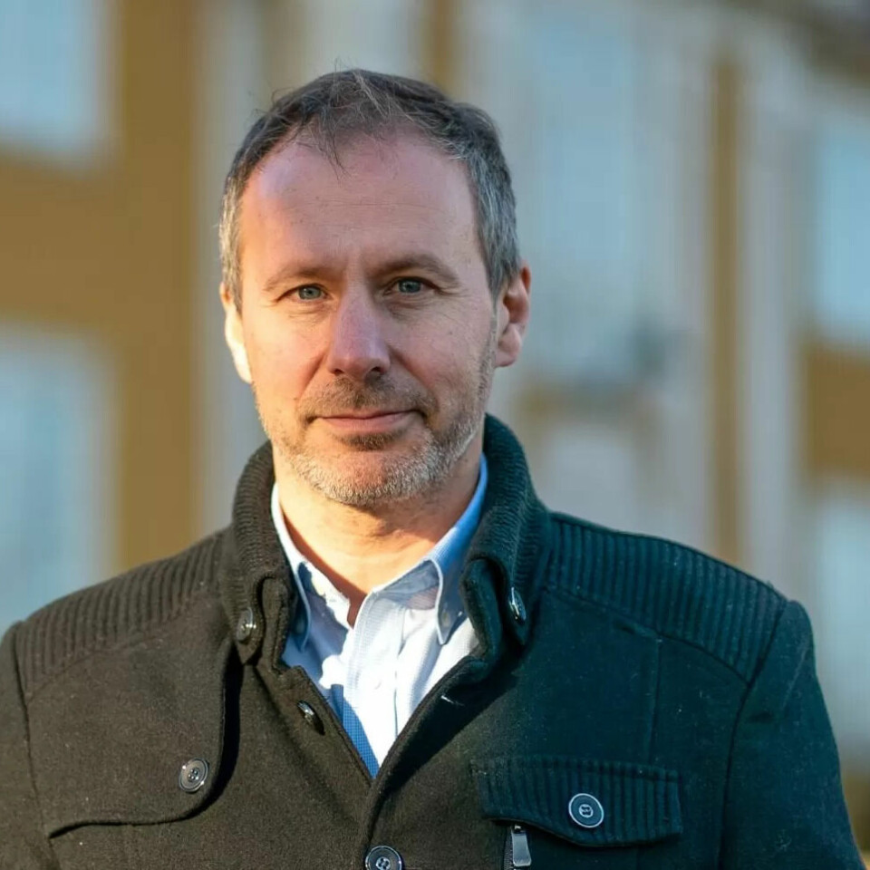De siste private: Richard Skaar Thorsrud er fjerde generasjon i sin familie som driver private sykehjem. På et Villa Skaar-hjem kan både privatpersoner og kommuner kjøpe plass. Til samme pris. De siste private: Richard Skaar Thorsrud er fjerde generasjon i sin familie som driver private sykehjem. På et Villa Skaar-hjem kan både privatpersoner og kommuner kjøpe plass. Til samme pris.