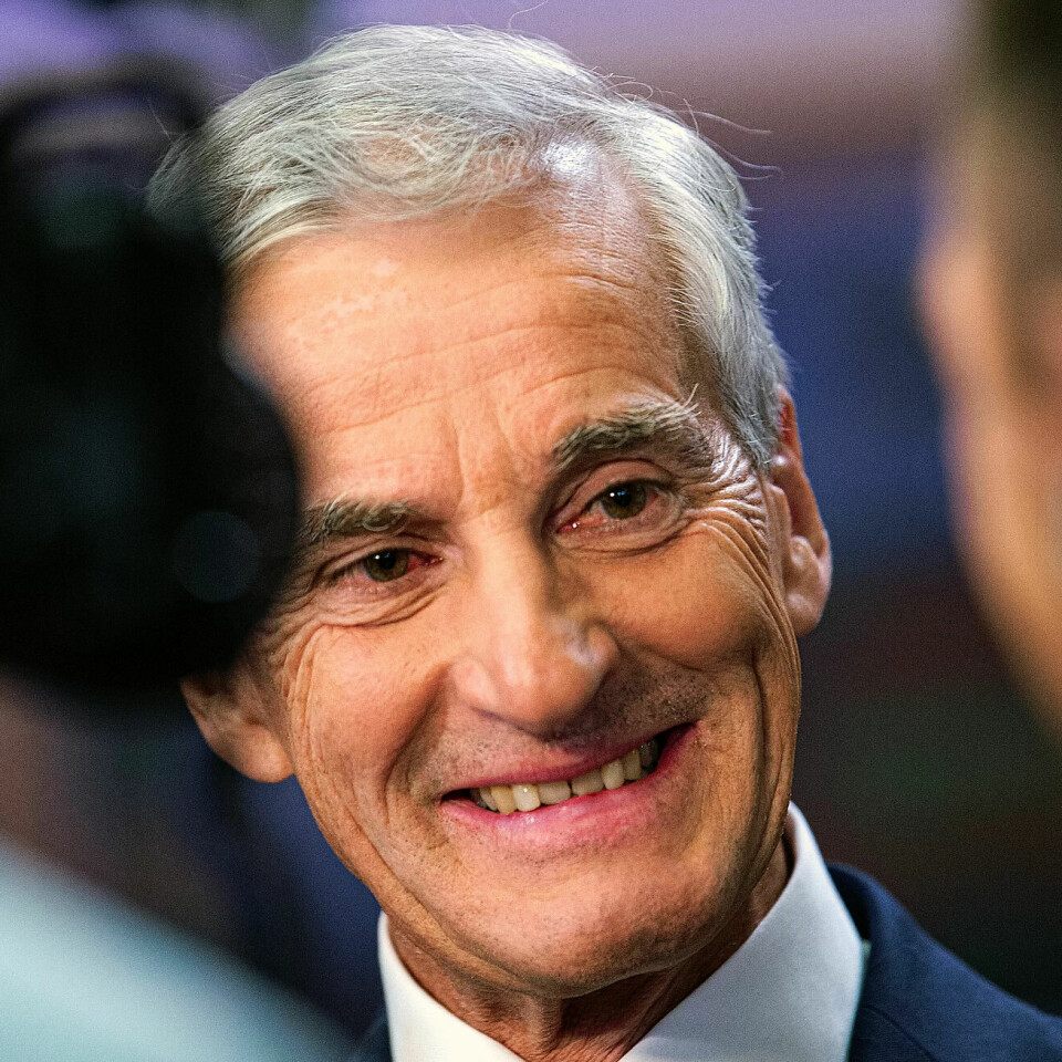 En blid Jonas Gahr Støre sto alene igjen blant partilederne i Vandrehallen natt til tirsdag. En blid Jonas Gahr Støre sto alene igjen blant partilederne i Vandrehallen natt til tirsdag.