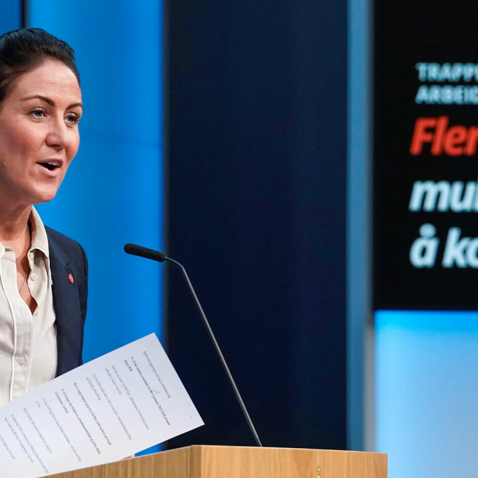 UT I JOBB: Regjeringen vil gjøre en solid innsats for å få flere ut i jobb. UT I JOBB: Regjeringen vil gjøre en solid innsats for å få flere ut i jobb.