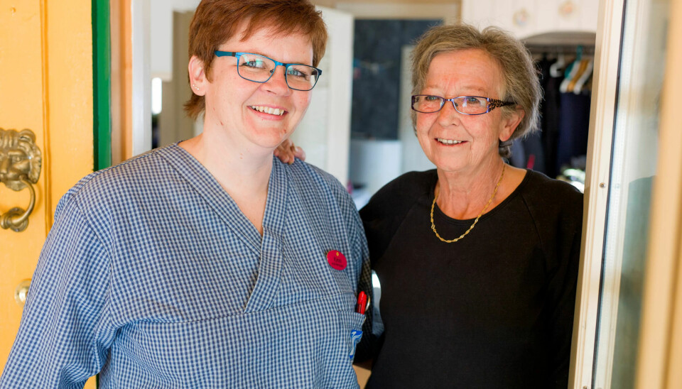 HJEM TIL MEG: – Jeg var ikke i stand til å reise noe sted for å trene, så det var avgjørende at dere kom til meg, sier Anne Nilsen til hjemmetrener Kirsti Forsnes. HJEM TIL MEG: – Jeg var ikke i stand til å reise noe sted for å trene, så det var avgjørende at dere kom til meg, sier Anne Nilsen til hjemmetrener Kirsti Forsnes.
