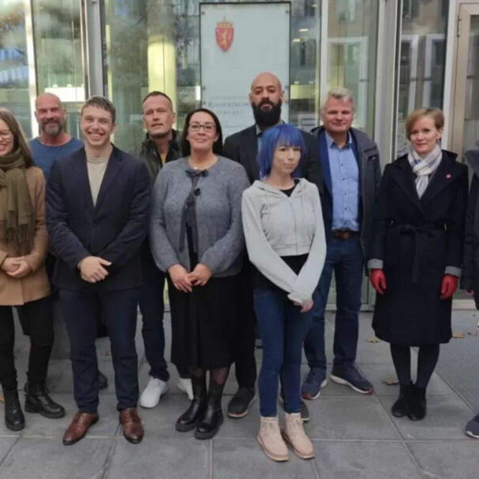 Representanter fra organisasjoner på rusfeltet etter møte med helseministeren. Representanter fra organisasjoner på rusfeltet etter møte med helseministeren.
