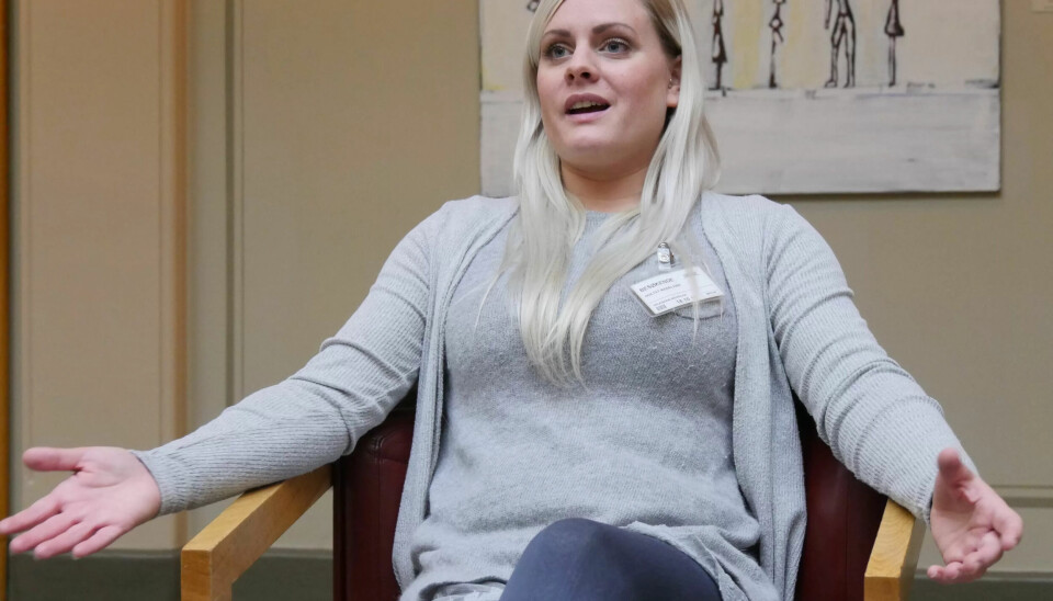 OPPGITT: Madeleine Holtet jobbet i flere år som vikar og utdannet seg etterhvert til helsefagarbeider: -Det er frustererende når en har gjort alt rett og tatt utdanningsløp at en ikke får mere enn 19 prosent stilling OPPGITT: Madeleine Holtet jobbet i flere år som vikar og utdannet seg etterhvert til helsefagarbeider: -Det er frustererende når en har gjort alt rett og tatt utdanningsløp at en ikke får mere enn 19 prosent stilling
