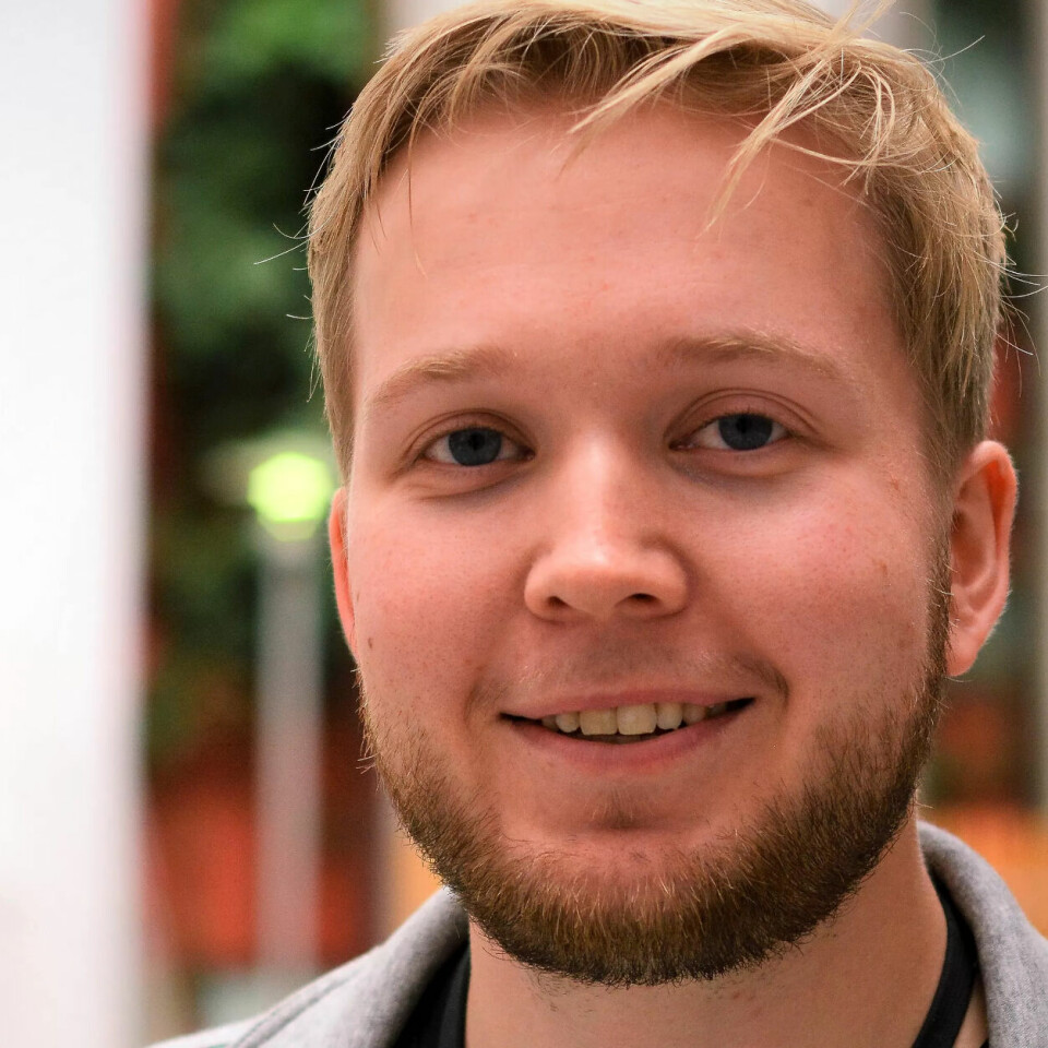 MÅ FÅ AVGJØRE SELV: Mats Monsen, leder i Fagforundet Ung, mener jentene som lagde den korte danse-selfien med Trond Giske, selv må få avgjøre hva de vil gjøre med saken. MÅ FÅ AVGJØRE SELV: Mats Monsen, leder i Fagforundet Ung, mener jentene som lagde den korte danse-selfien med Trond Giske, selv må få avgjøre hva de vil gjøre med saken.